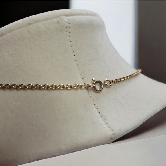 Avon VTG Gold tone brown beads pendant necklace and dangle clip on earrings Set - Picture 6 of 6